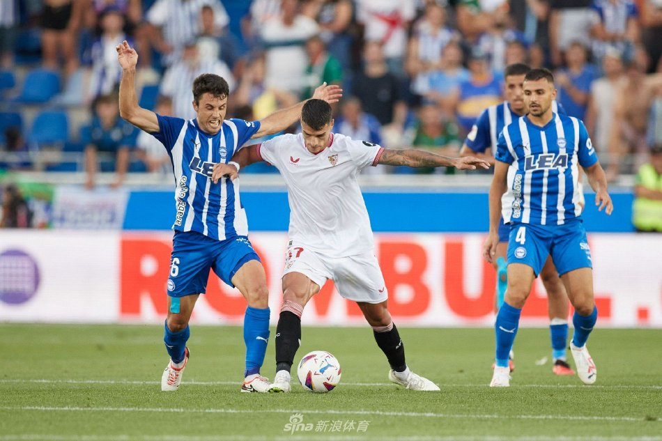 以迎合年轻 以迎合年轻