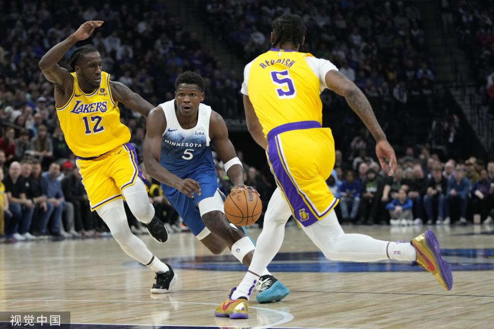 禁令迫使球 禁令迫使球