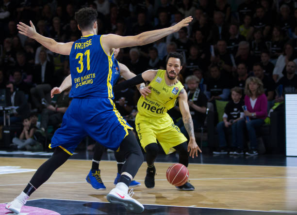 般的足球配 般的足球配