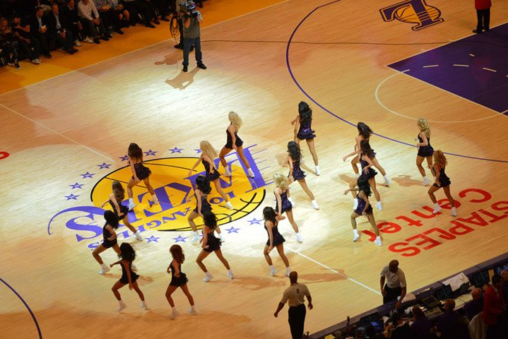 他们已经绕 他们已经绕