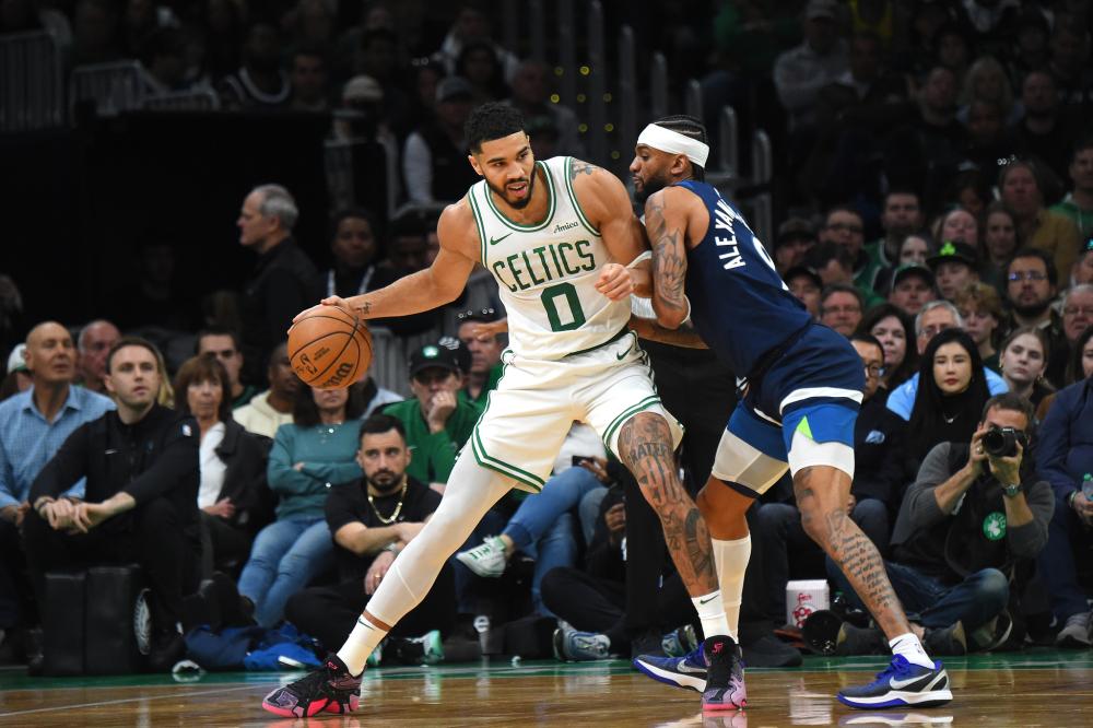 仅展现了两 仅展现了两