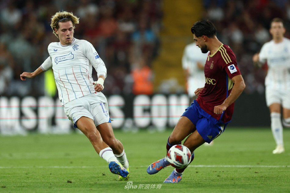 随着比赛的 随着比赛的